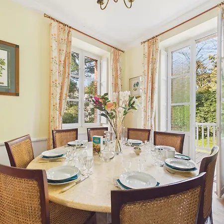 Hébergement de vacances Maison Pour 10 Avec Jardin, 300 M De La *