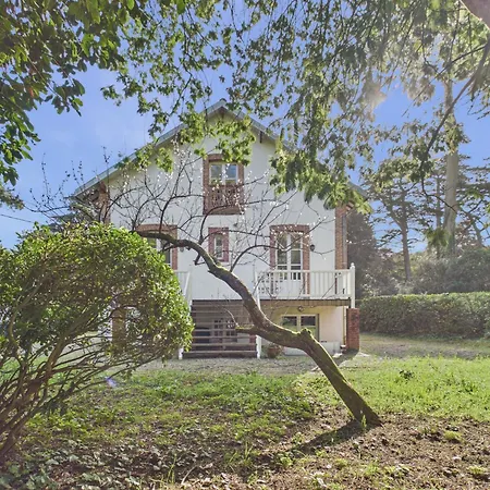 Maison pour 10 avec jardin, 300 m de la plage *