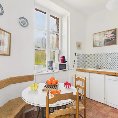 Maison pour 10 avec jardin, 300 m de la plage *