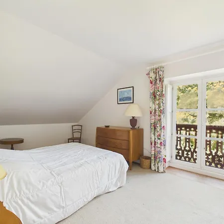 Maison pour 10 avec jardin, 300 m de la plage