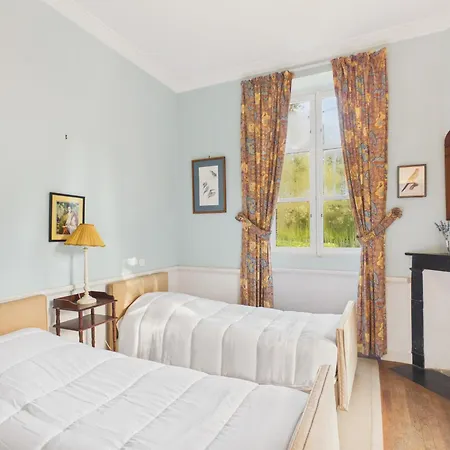 Hébergement de vacances Maison pour 10 avec jardin, 300 m de la plage