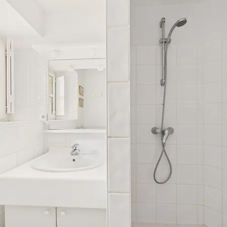 Casa vacanze à 300 M, Maison Pour 7 Avec Jardin *