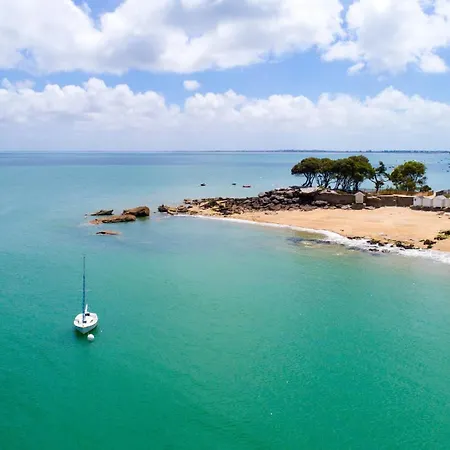 Maison pour 10 avec jardin, 300 m de la plage Hébergement de vacances